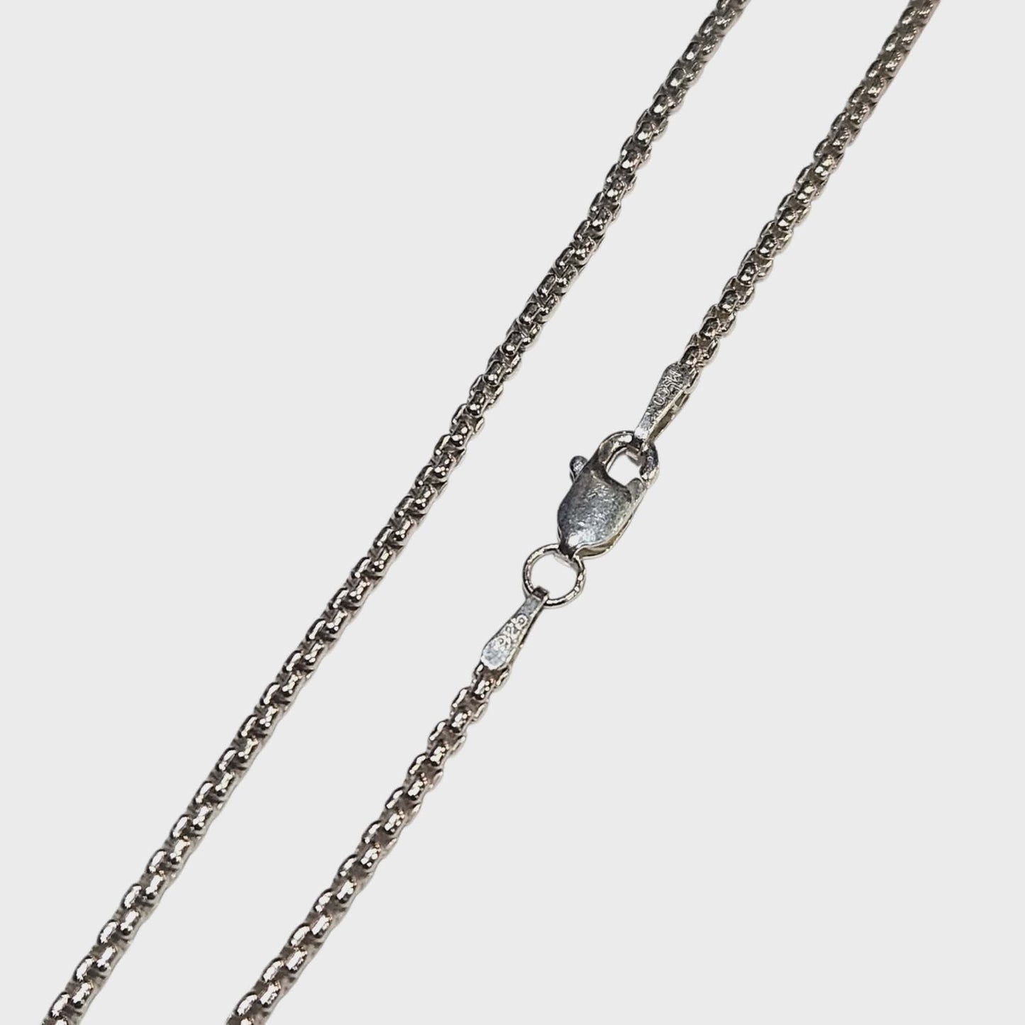 24" Sterling Rounded Box Chain