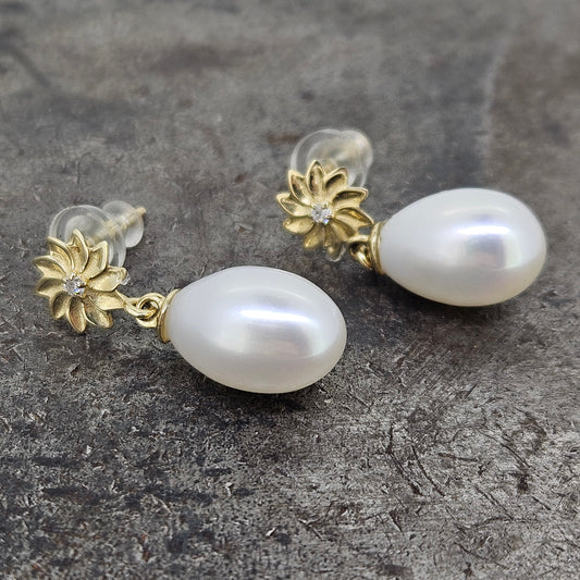 14k Pearl and Diamond Stud Earrings