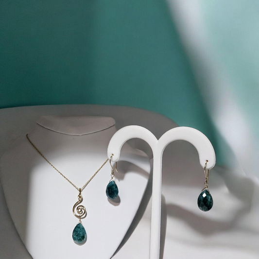 Handmade Emerald Briolette Earrings