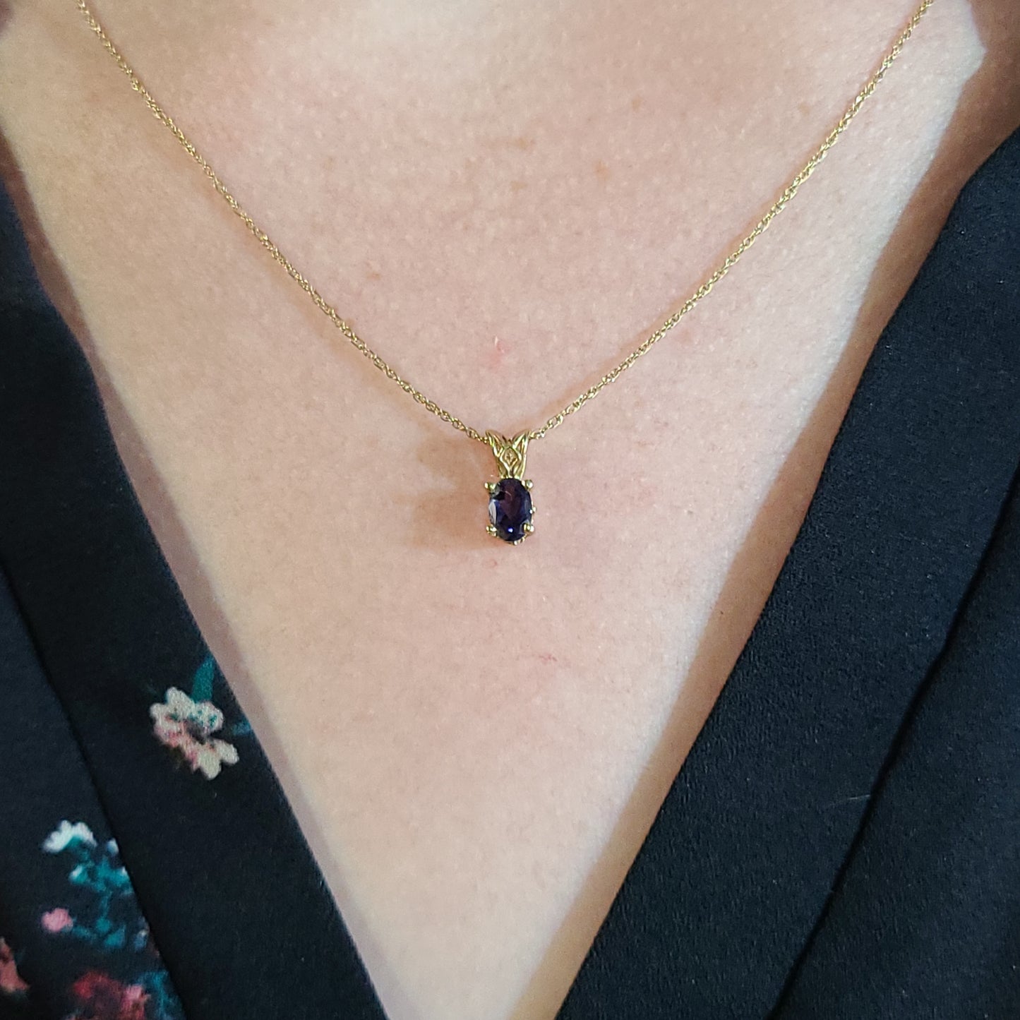 Oval Iolite Necklace