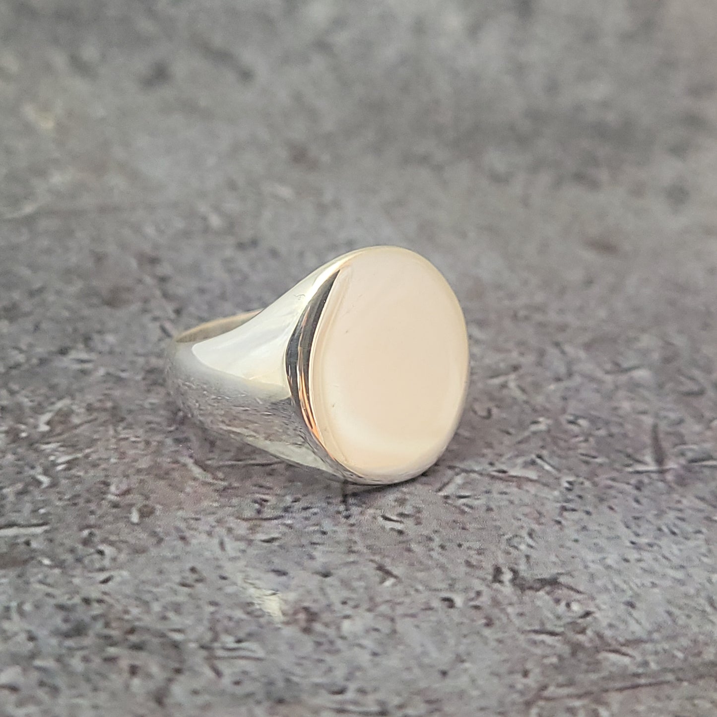 Signet Ring