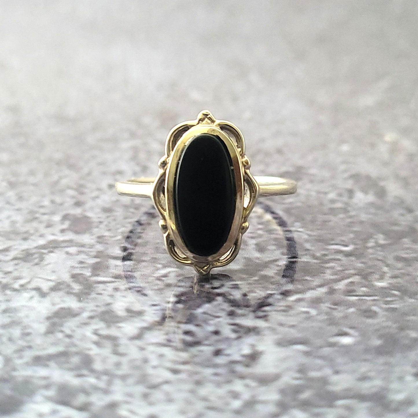White Gold Onyx Ring