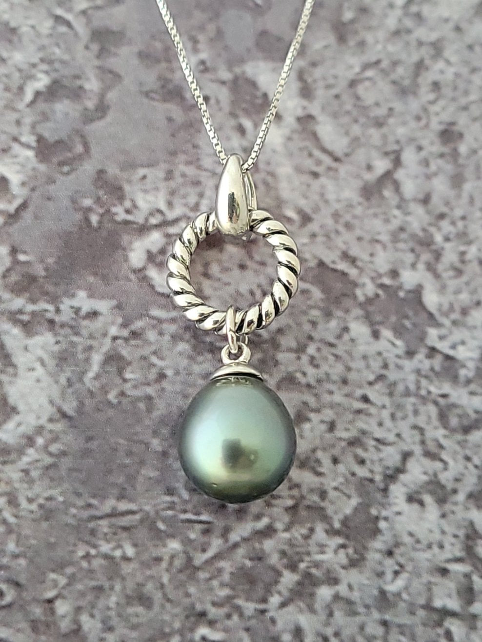 Sterling Silver Black Pearl Necklace