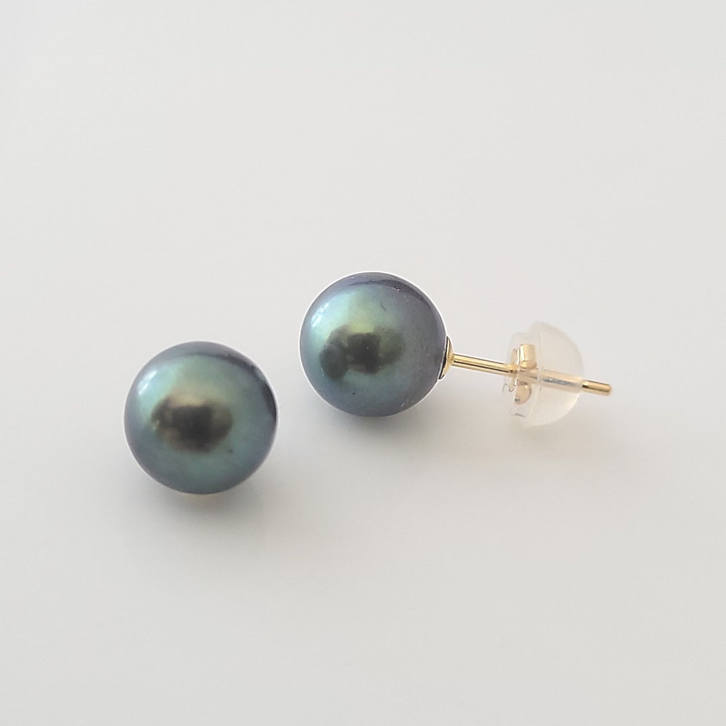 7.5mm Black Pearl Earrings