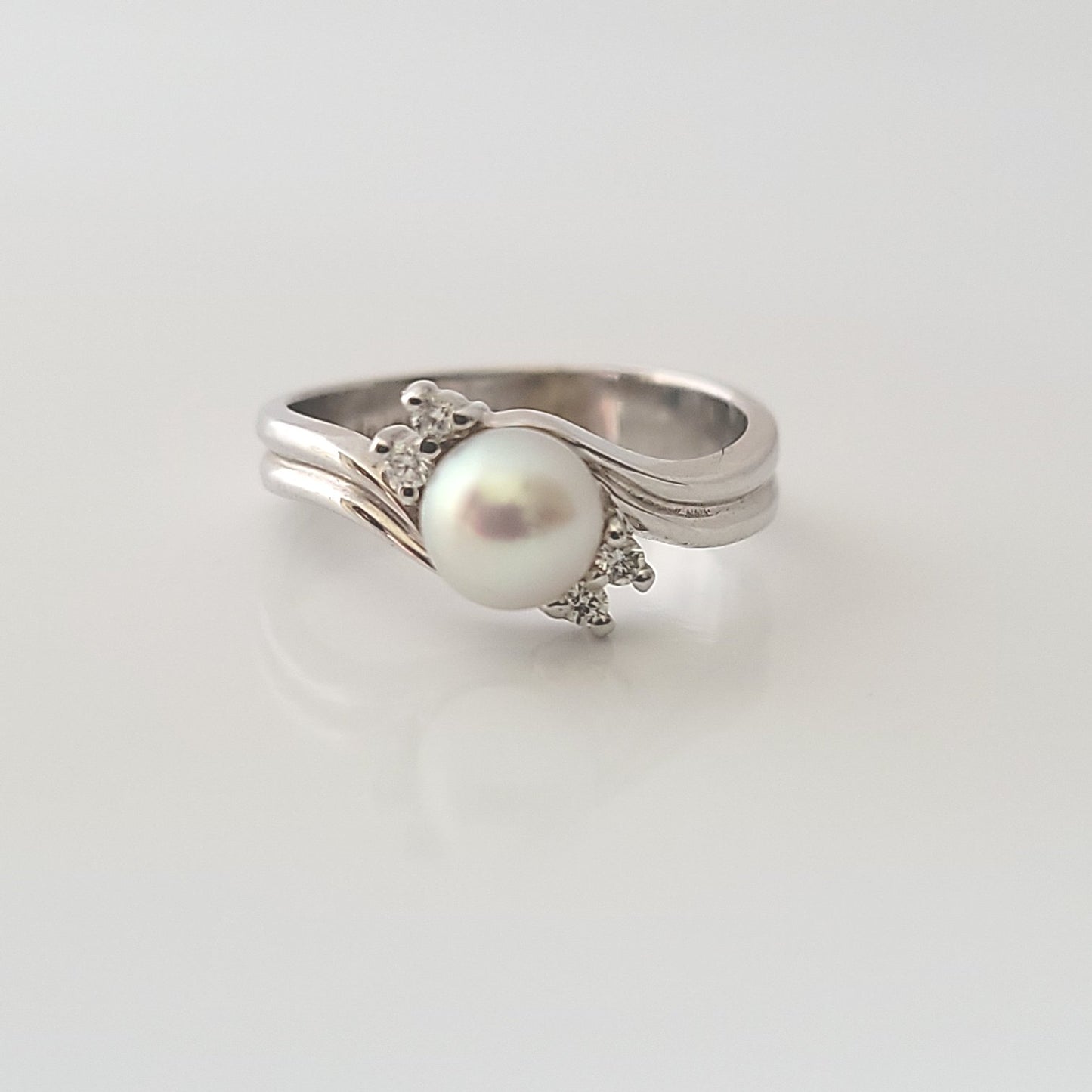 Pearl and Diamond Ring