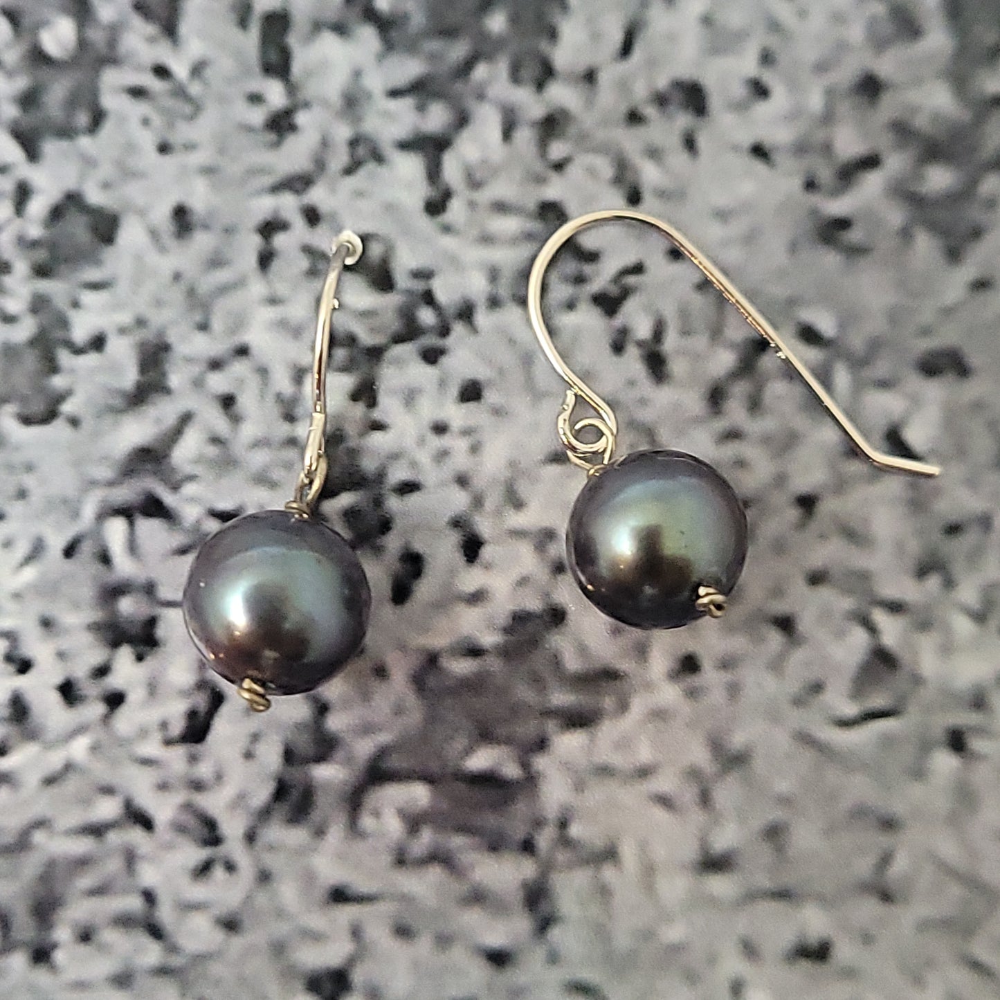 8.5mm Black Pearl Earrings