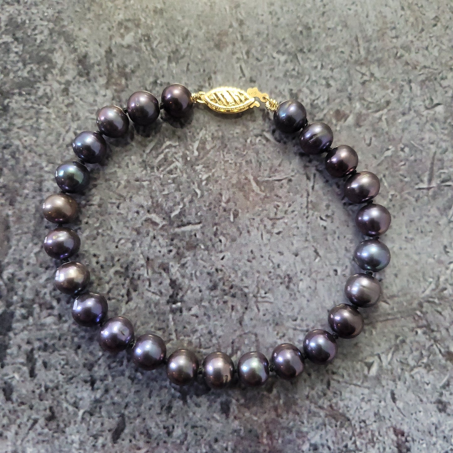 Black Pearl Bracelet