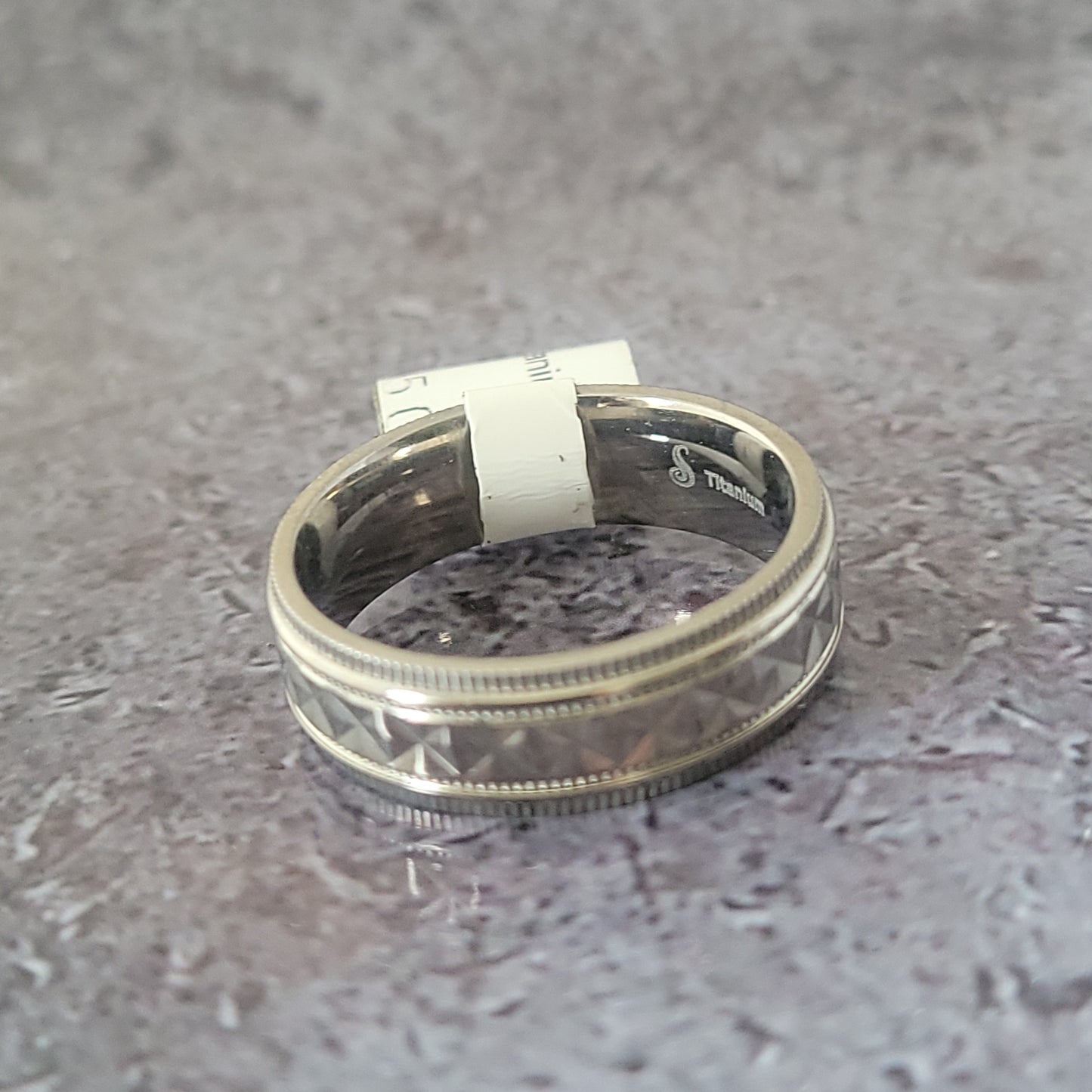 Mens Size 11 Titanium Band