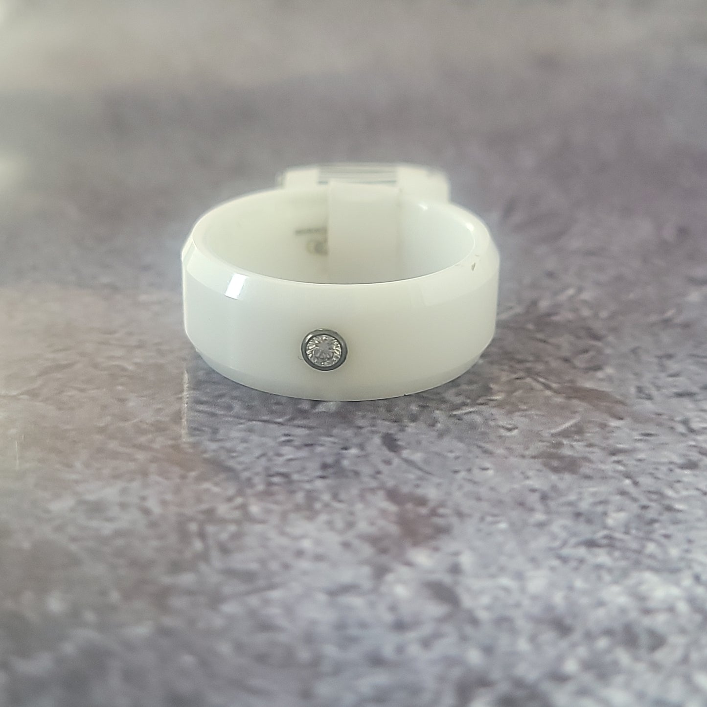 White Ceramic Size 7