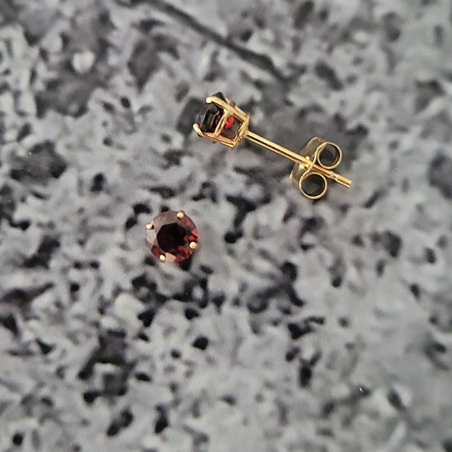 14k Garnet Stud Earrings