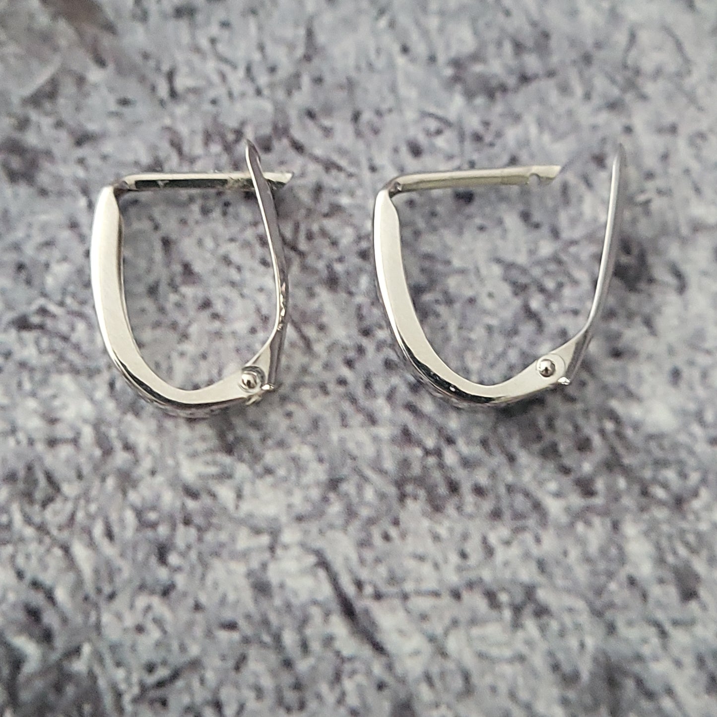 14k Hoops