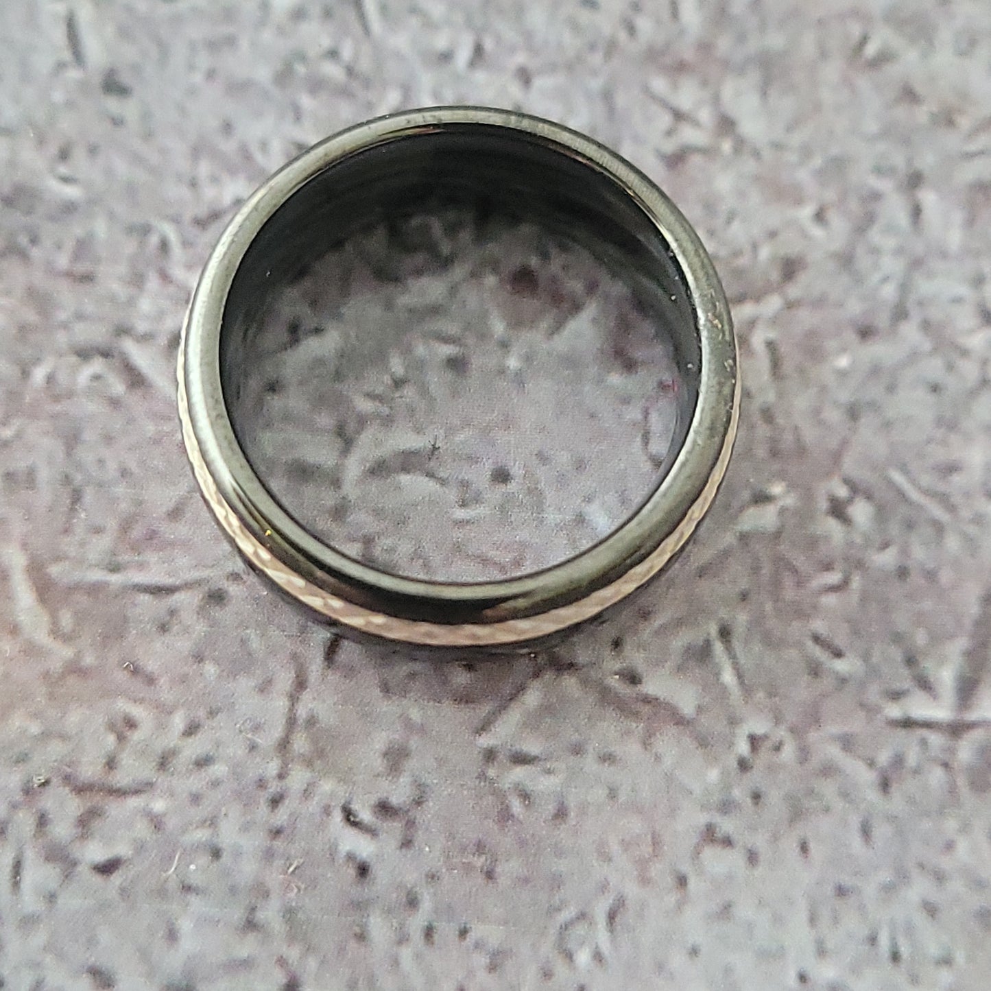 Ceramic and Silver Band Size 7