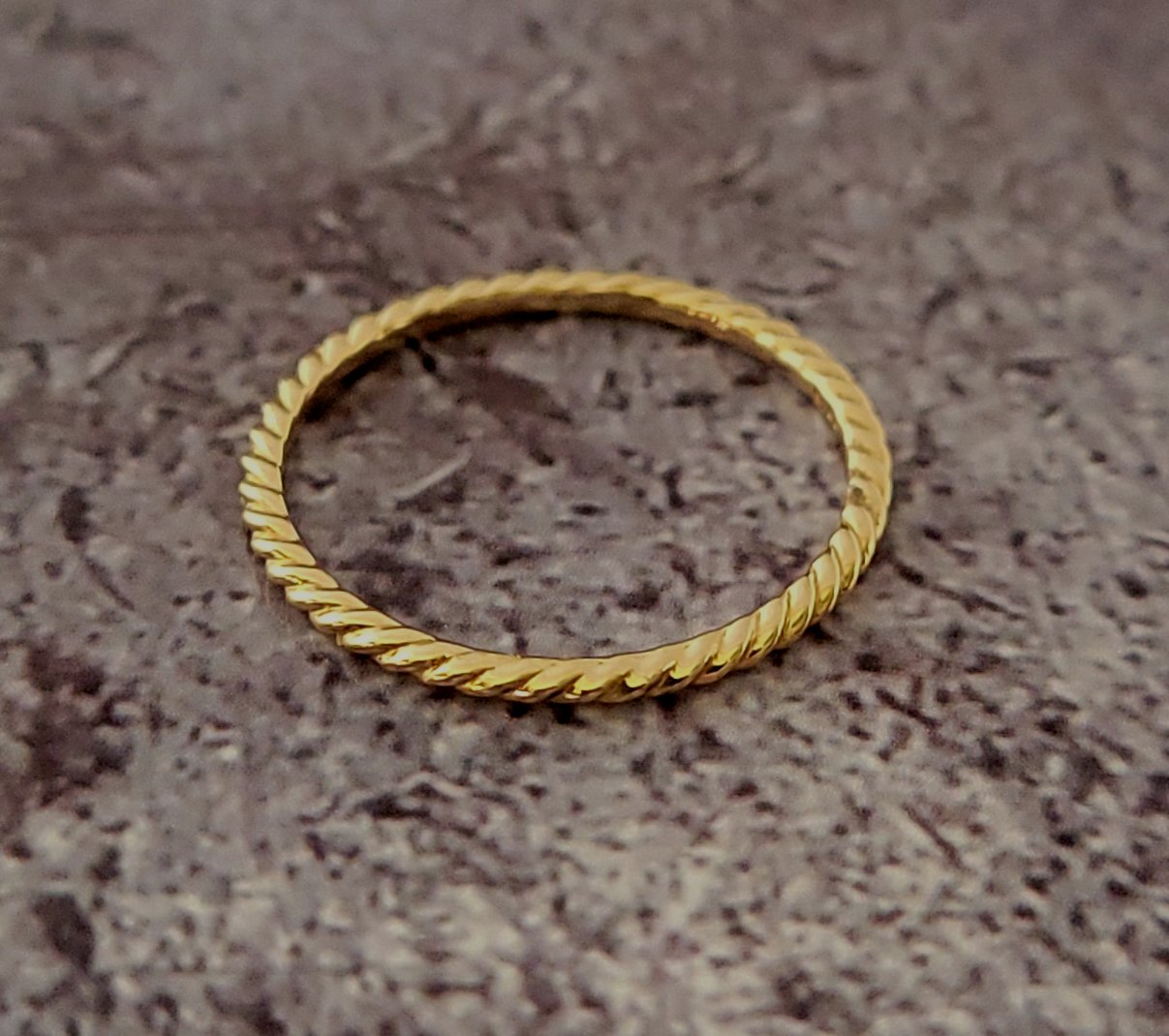 Gold Twisted Band