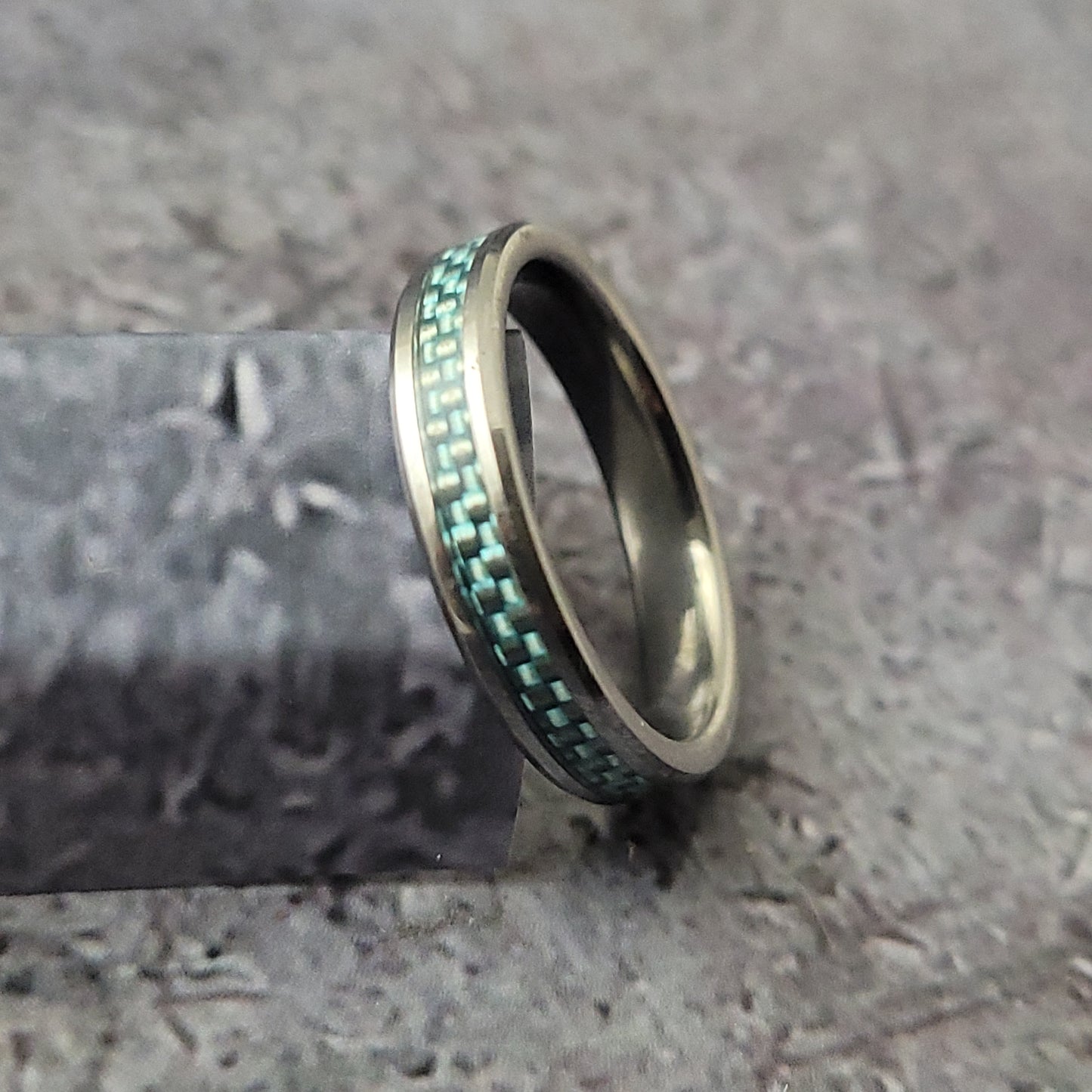 Tungsten with Aqua Fiber Inlay