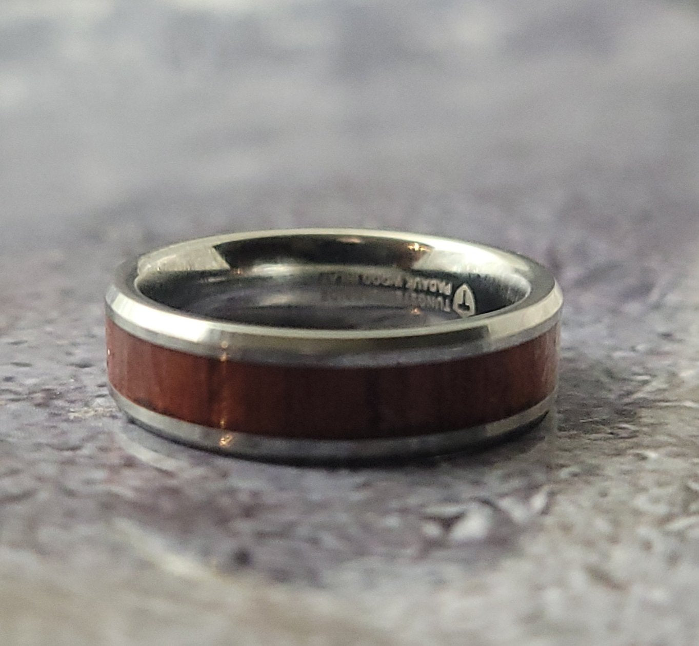 Tungsten Band with Padauk Wood