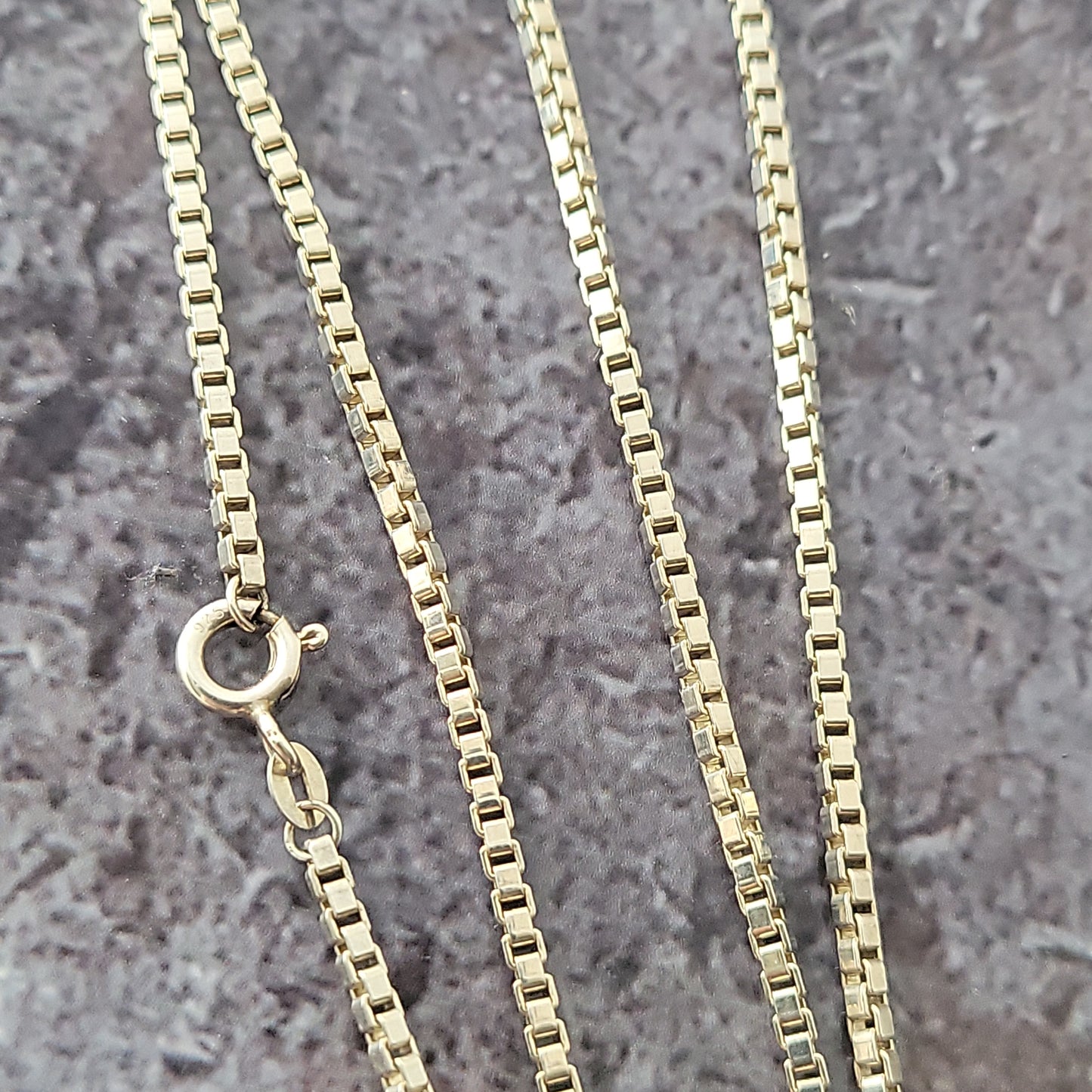 Sterling 20" Box Chain