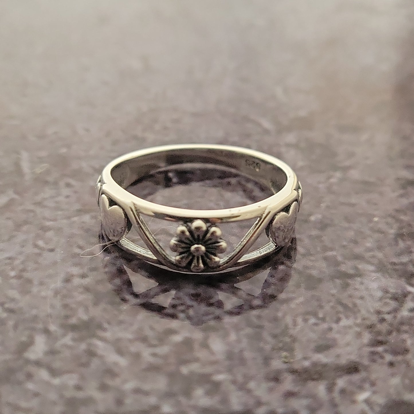 Heart and Flower Ring sz 7