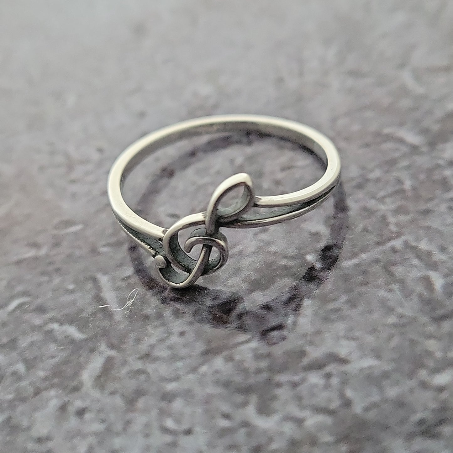 Silver Treble clef Ring sz 7