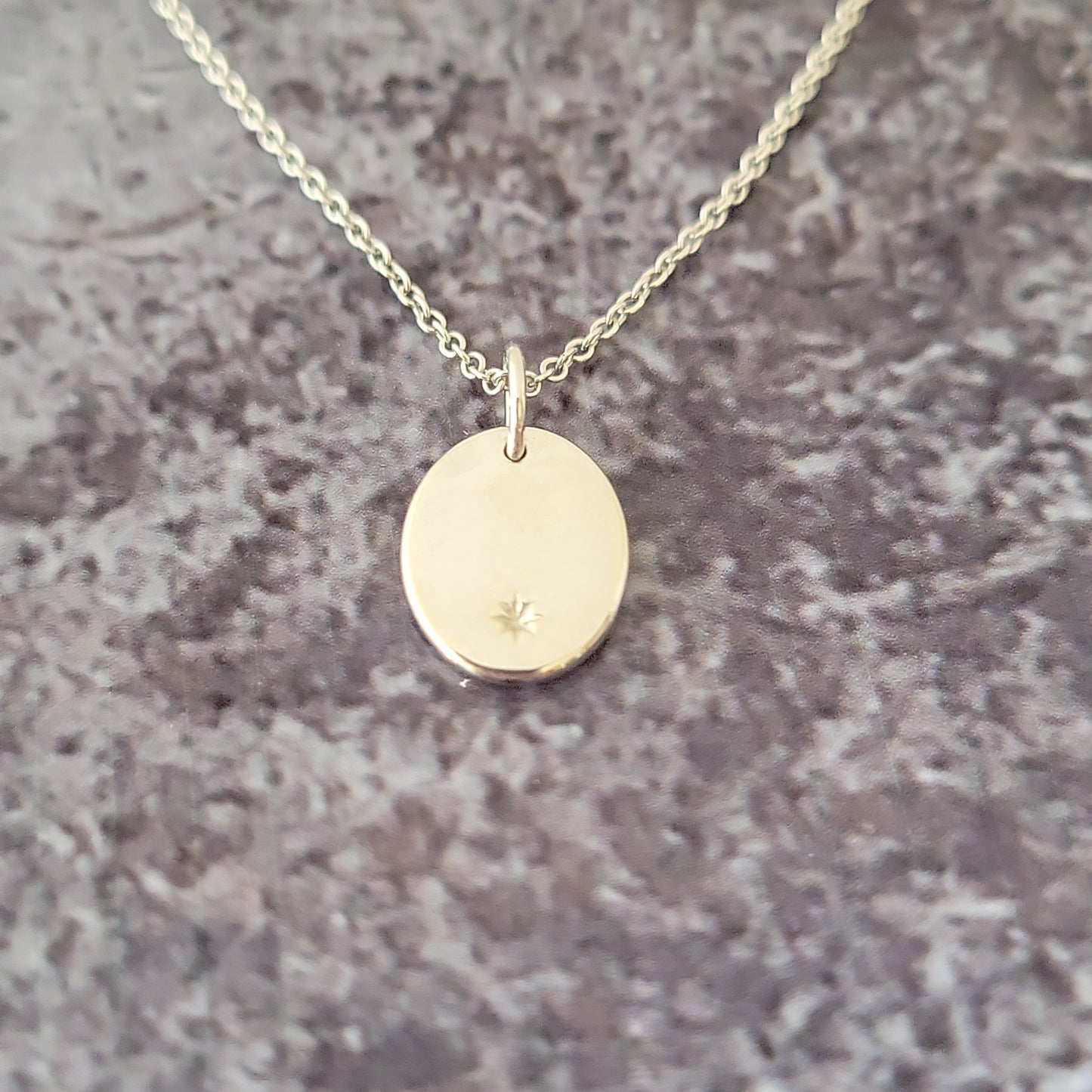 14k Oval Pendant