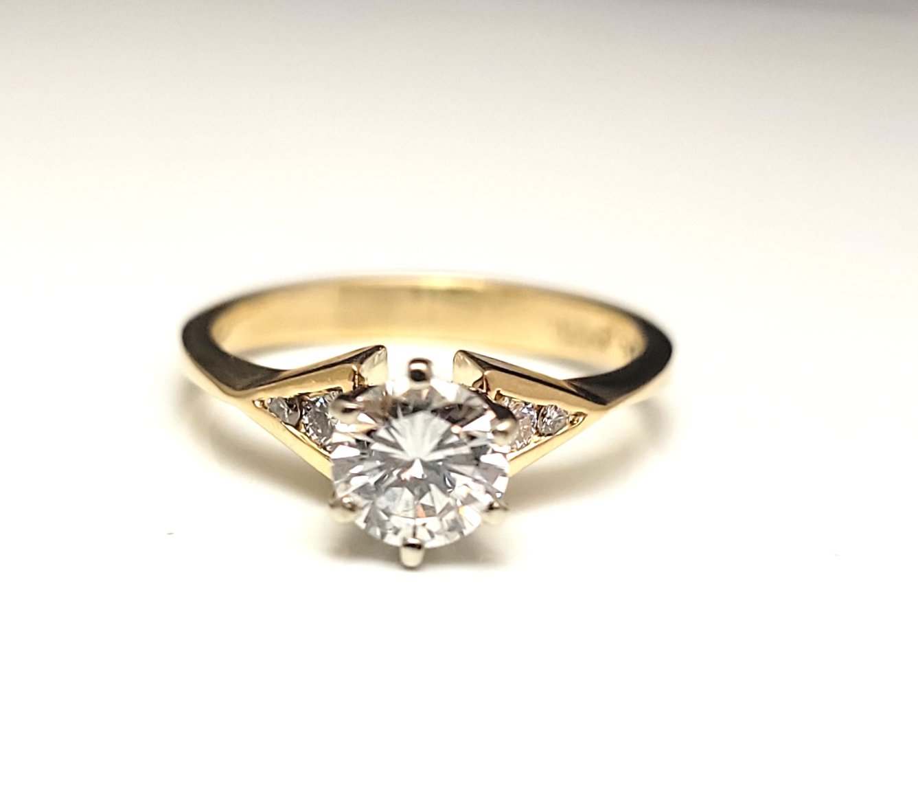0.71ct Diamond Engagement Ring