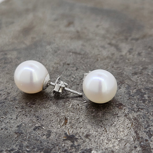 8mm 14k White Gold Pearl Stud Earrings