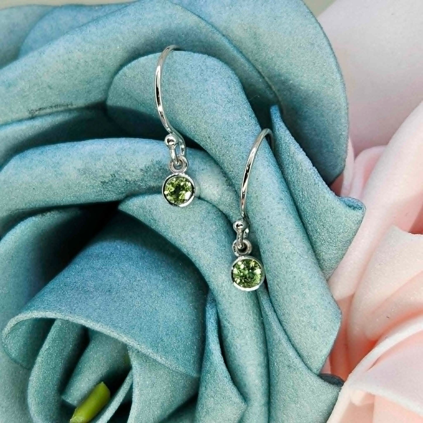 14k Peridot Earrings