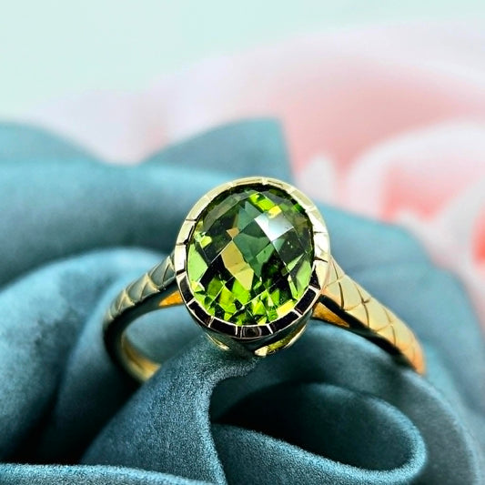 14k Checkerboard Cut Oval Peridot Ring