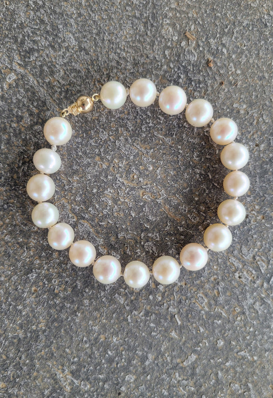 14k Cultured Fresh Water Pearl Bracelet