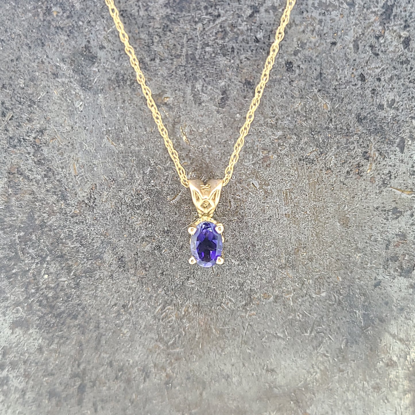 Oval Iolite Necklace