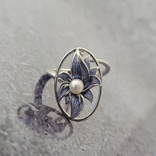 Silver Enameled Flower Ring