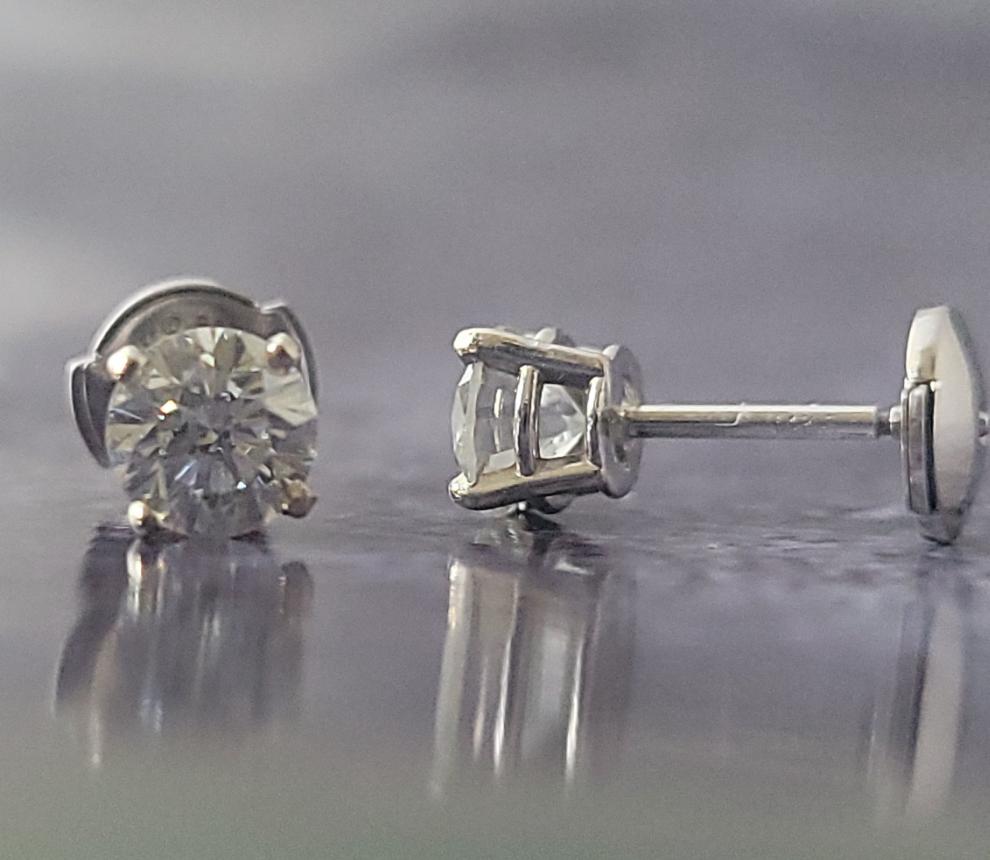 14k 1.11ct Diamond Studs