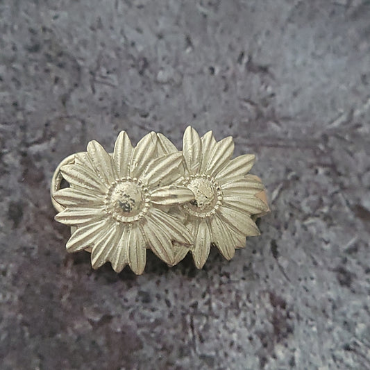 LeStage Daisies Clasp