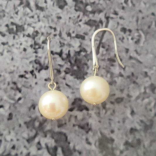 14k Freshwater Pearl Earrings