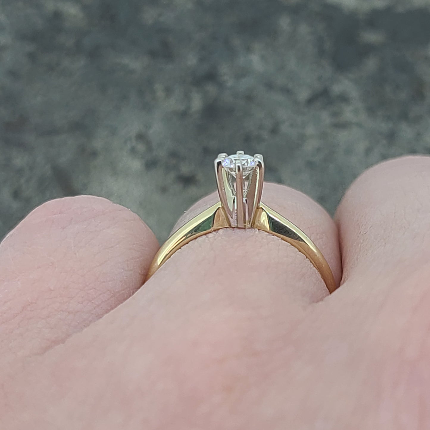 Solitaire Diamond Engagement/Promise Ring